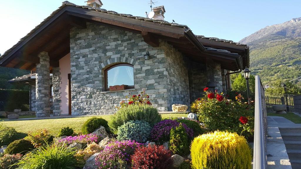 Appartamento Fleur Des Neiges Aosta Eksteriør billede