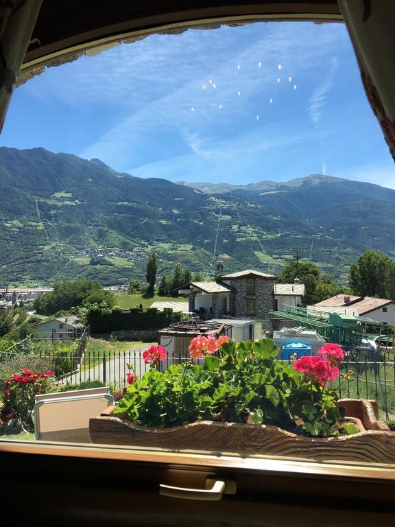 Appartamento Fleur Des Neiges Aosta Eksteriør billede
